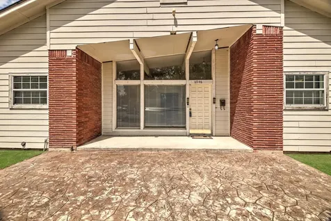 6946 Cole Creek Drive Houston TX 77092