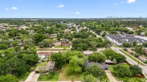 1916 Springrock Lane Houston TX 77080