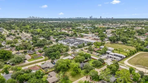 1916 Springrock Lane Houston TX 77080
