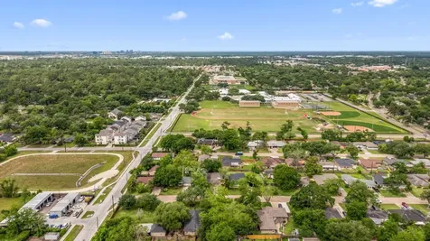 1916 Springrock Lane Houston TX 77080