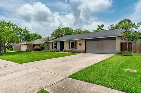 5906 High Meadow Street League City TX 77573