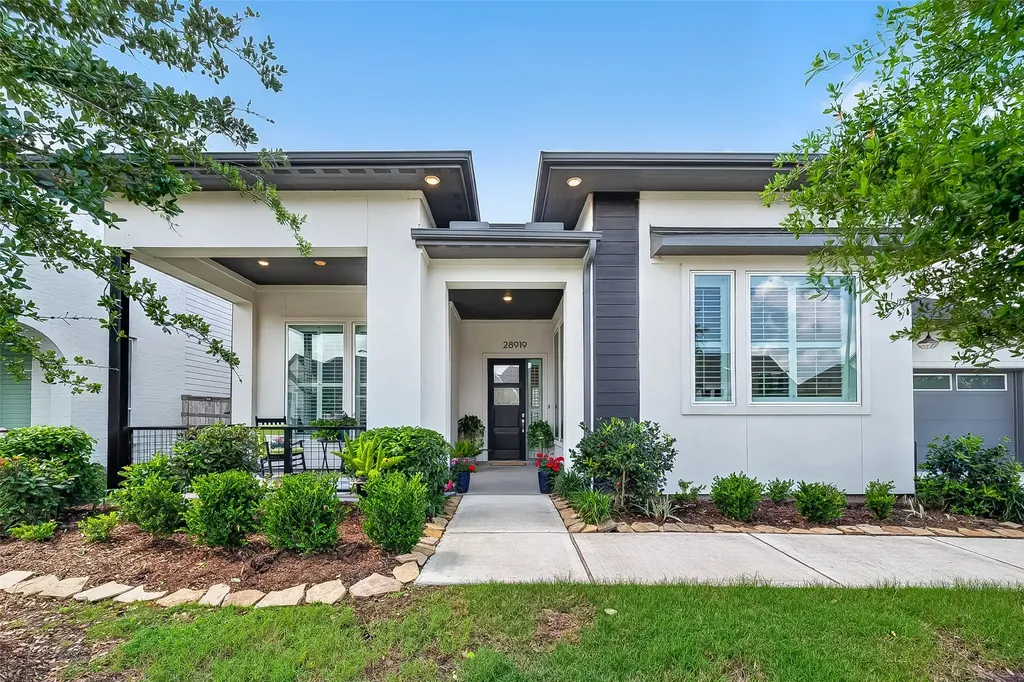 28919 Harbor Springs Court Fulshear TX 77441