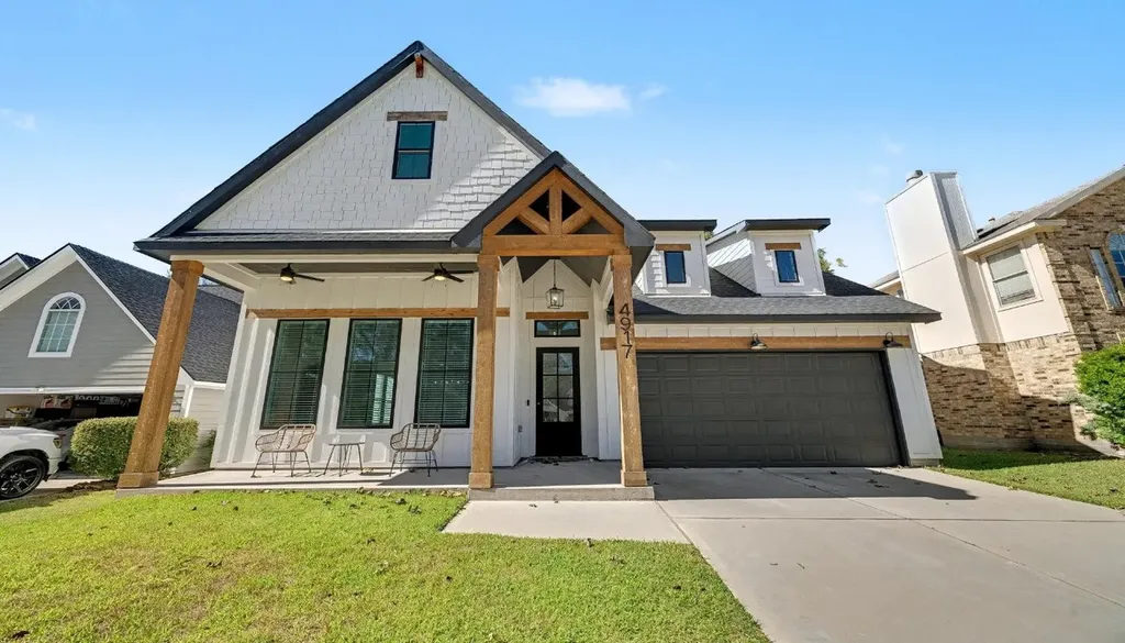 4917 Pleasure Lake Lane Willis TX 77318