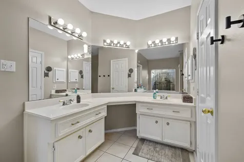 2372 Autumn Mist Court League City TX 77573