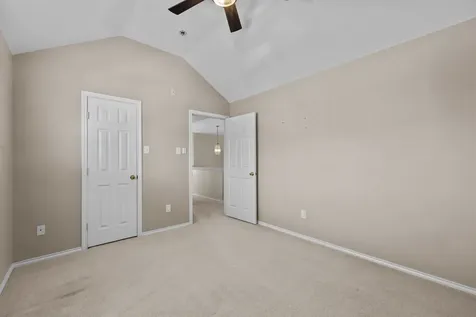 2372 Autumn Mist Court League City TX 77573