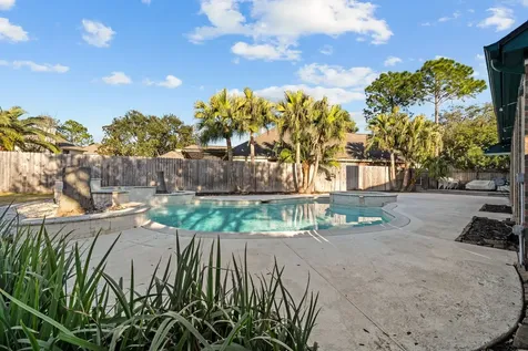 2372 Autumn Mist Court League City TX 77573