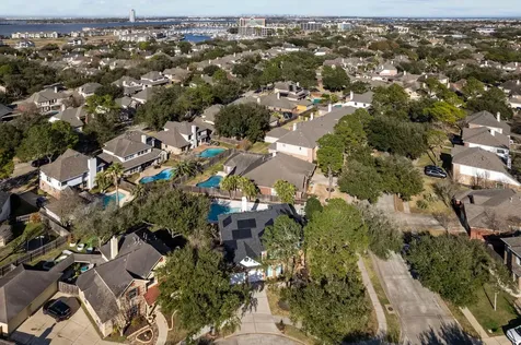 2372 Autumn Mist Court League City TX 77573