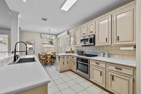 2372 Autumn Mist Court League City TX 77573