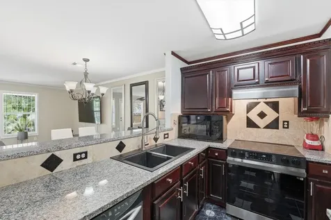 527 Solomon Lane Brookshire TX 77423