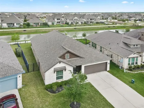 2733 Arbor Edge Crossing Texas City TX 77568