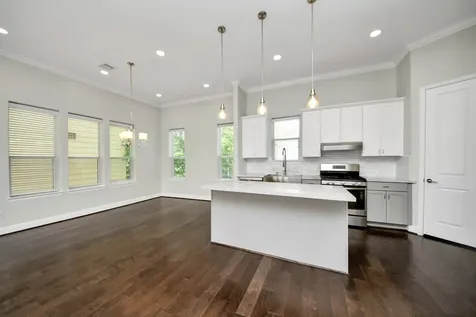 1716 Stuart Street Houston TX 77004