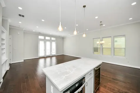 1716 Stuart Street Houston TX 77004