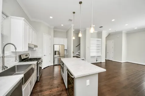 1716 Stuart Street Houston TX 77004