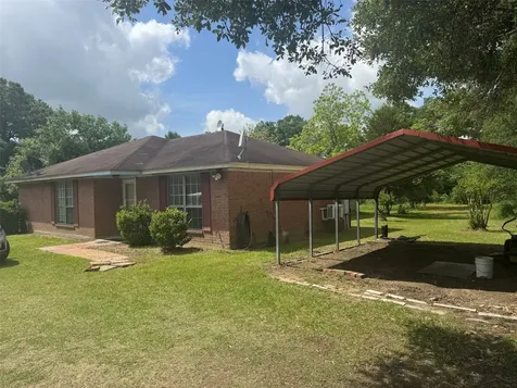 14021 Highway 21 W North Zulch TX 77872