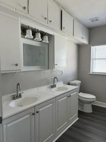 8708 Lanewood Drive Houston TX 77016