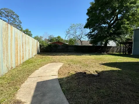 8708 Lanewood Drive Houston TX 77016