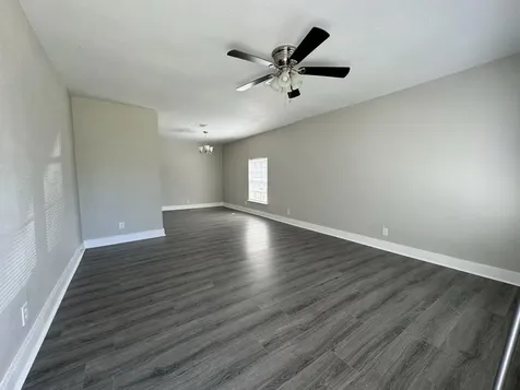 8708 Lanewood Drive Houston TX 77016