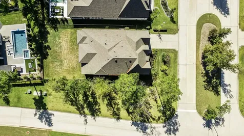 203 S Empress Green Place Montgomery TX 77316