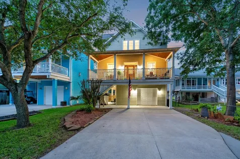 222 Oak Road Clear Lake Shores TX 77565