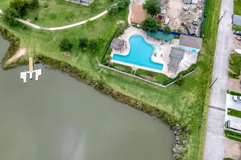 222 Oak Road Clear Lake Shores TX 77565