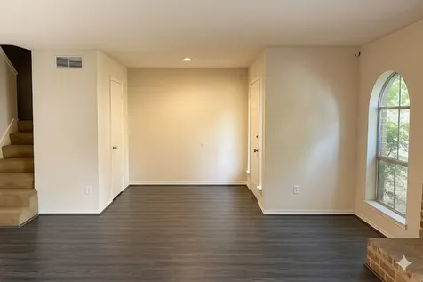 9146 Wilcrest Drive 9146 Houston TX 77099