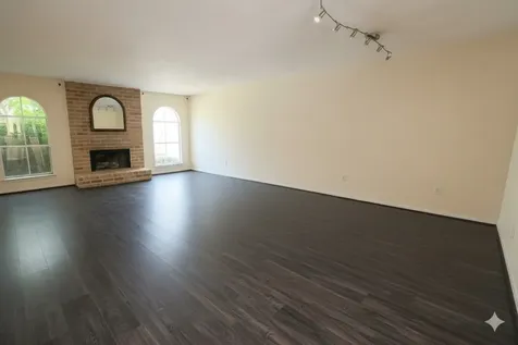 9146 Wilcrest Drive 9146 Houston TX 77099
