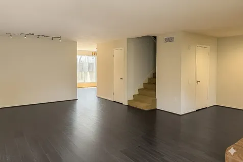 9146 Wilcrest Drive 9146 Houston TX 77099