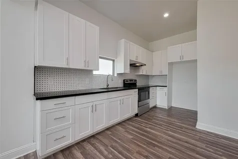 581 Road 51022 Cleveland TX 77327