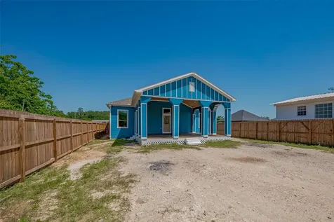 581 Road 51022 Cleveland TX 77327