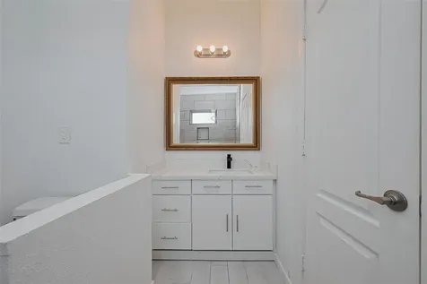 581 Road 51022 Cleveland TX 77327