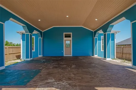 581 Road 51022 Cleveland TX 77327