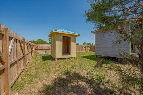581 Road 51022 Cleveland TX 77327