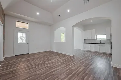 581 Road 51022 Cleveland TX 77327
