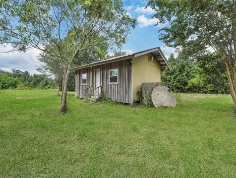 11304 Fostoria Road Cleveland TX 77328