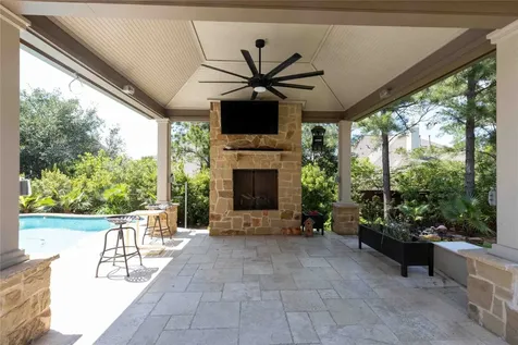 6 Canopy Green Drive Tomball TX 77375