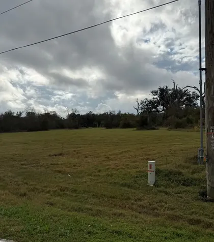 000 Turning Bayou Trail Angleton TX 77515