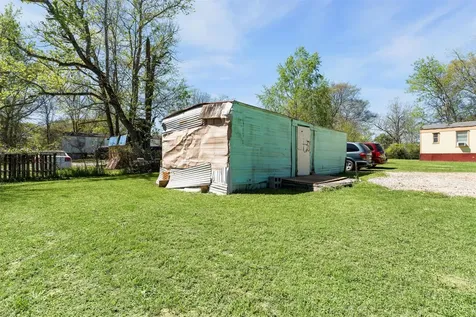 606 S S Pine Hill Street Pinehurst TX 77362