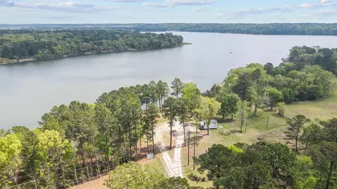 288 Henry Douglass TX 75943
