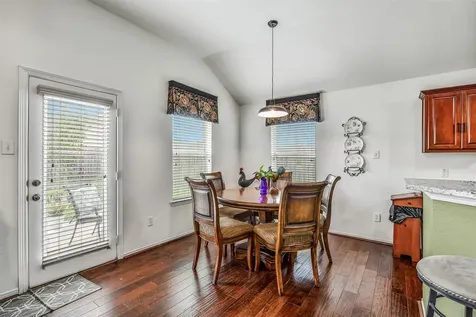 8002 Leaning Oak Drive Texas City TX 77591