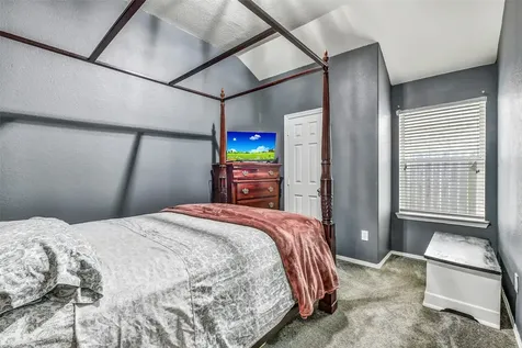 8002 Leaning Oak Drive Texas City TX 77591