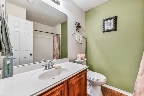8002 Leaning Oak Drive Texas City TX 77591