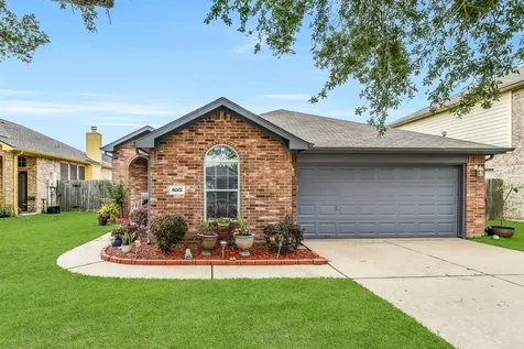 8002 Leaning Oak Drive Texas City TX 77591