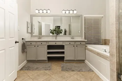 3 Pirouette The Woodlands TX 77382