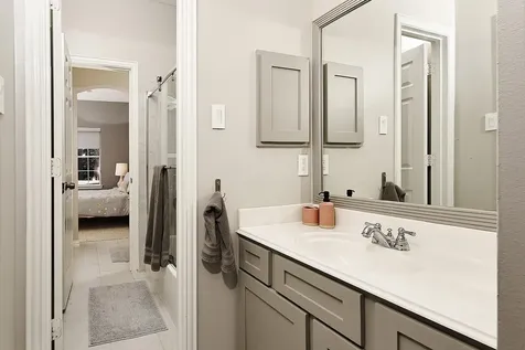 3 Pirouette The Woodlands TX 77382