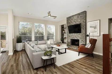 3 Pirouette The Woodlands TX 77382