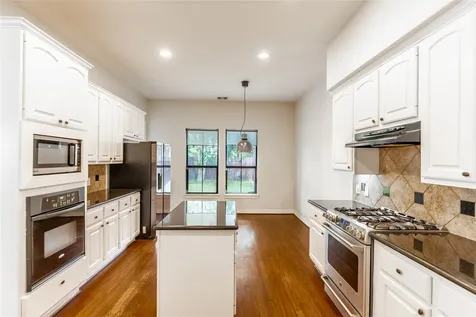 2923 Royal Oaks Crest Houston TX 77082