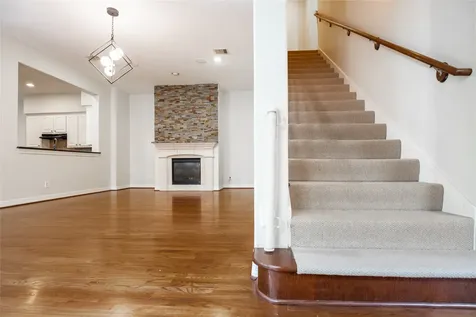 2923 Royal Oaks Crest Houston TX 77082