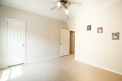 2923 Royal Oaks Crest Houston TX 77082