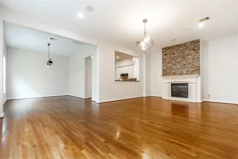 2923 Royal Oaks Crest Houston TX 77082