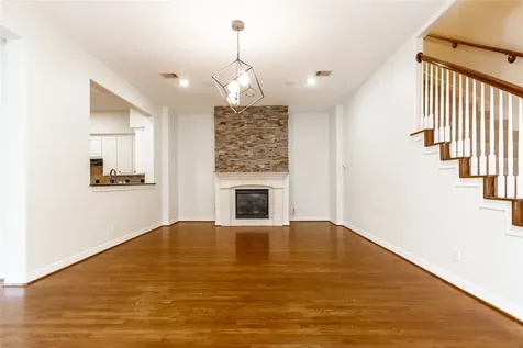 2923 Royal Oaks Crest Houston TX 77082